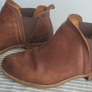 Womens Sofft Booties, Brown leather Size 9.5